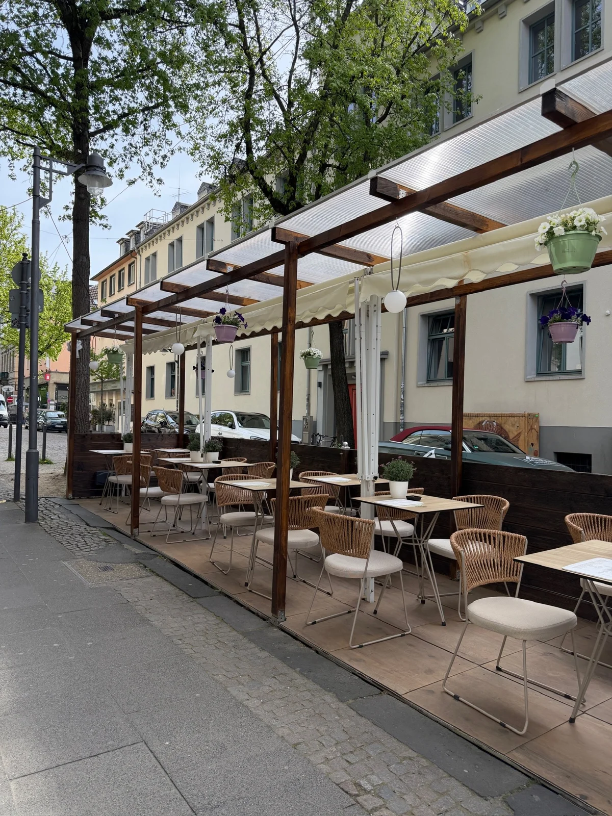 Die YUMI-Terrasse im Wuppertaler Luisenviertel